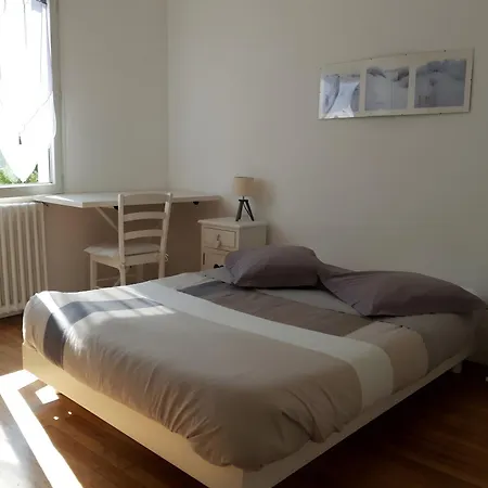 A L'ombre De L'albizia - * Aytré