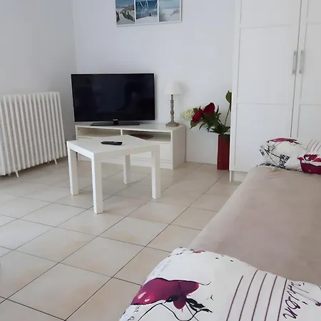 Ferienhaus A L'ombre De L'albizia - *