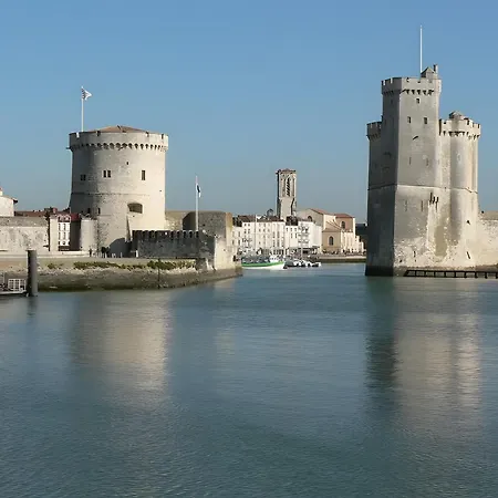 Ferienhaus A L'ombre De L'albizia -